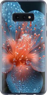 Чехол на Samsung Galaxy S10e Роса на цветке