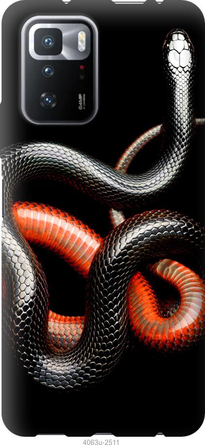 Чехол на Xiaomi Poco X3 GT Красно-черная змея на черном фоне