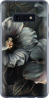 Чехол на Samsung Galaxy S10e Черные цветы